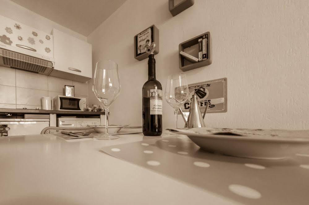 Blue Lagon Five Stars Holiday House Nice Buitenkant foto